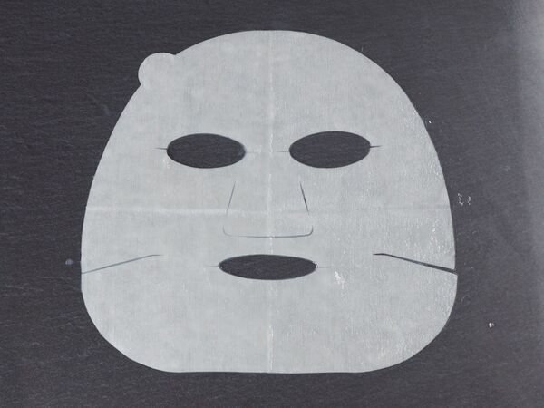 乾燥やくすみ、エイジングサインが気になる冬の肌悩みに。コスメオタクが選ぶ“冬のシートマスク”18選