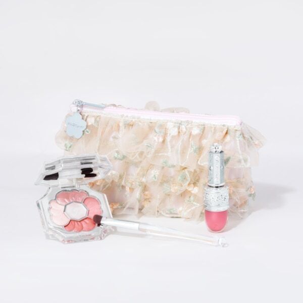 【ジルスチュアート　ビューティ2026春コレクション】色×質感で瞳の印象を変える新アイカラーパレットが誕生