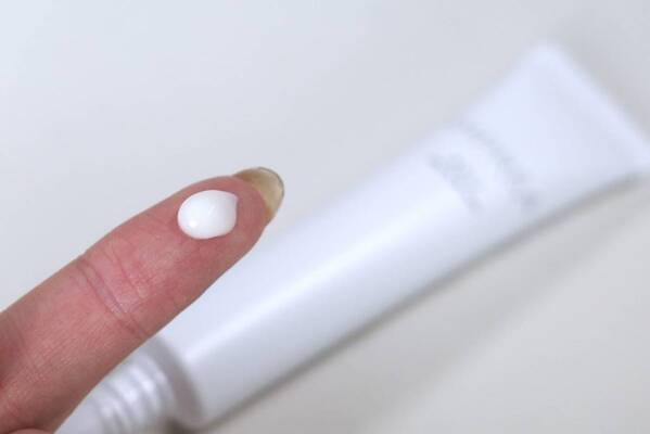 美容室専売コスメ「インプレア」から2026年春新作スキンケアが登場。透明感を引き出す化粧液、美容液、UVを発売