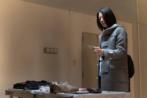 保険金を巡る波乱。死んだはずの夫の帰還が家族の運命を揺るがす