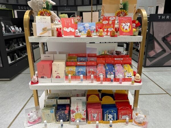 年初めはどのコスメを買う？　予算2万円でコスメオタクが@cosme TOKYOでお買い物