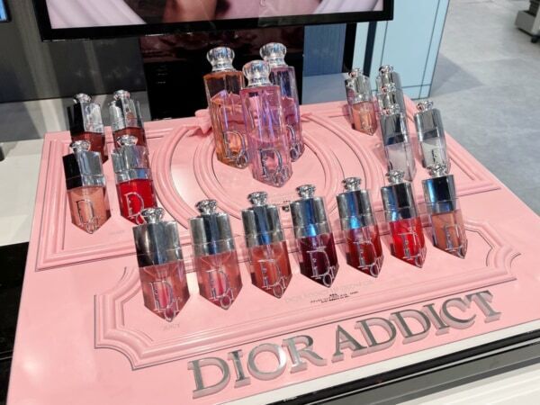 年初めはどのコスメを買う？　予算2万円でコスメオタクが@cosme TOKYOでお買い物