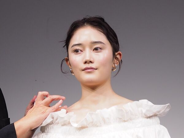 ByURの名品クッションファンデがリニューアル！　プレストパウダーやハイライトも登場