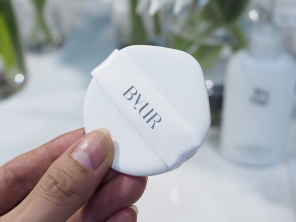 ByURの名品クッションファンデがリニューアル！　プレストパウダーやハイライトも登場