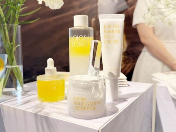 【Cosme Kitchen・2026年春おすすめコスメ】FEMMUEの新リップ、to/oneの新ベースメイク他