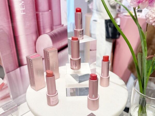 【Cosme Kitchen・2026年春おすすめコスメ】FEMMUEの新リップ、to/oneの新ベースメイク他