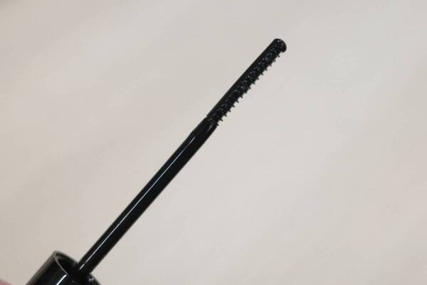 KATEから“号泣してもアイメイクを守る”新マスカラ＆アイライナーがデビュー！　圧倒的ラスティング力、『号泣の涙神』