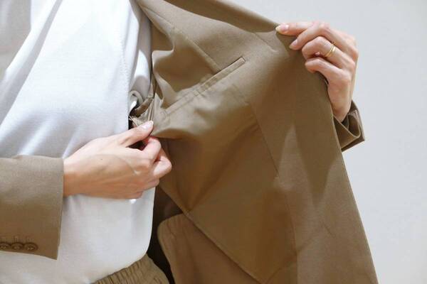 軽やかでしゃれ見え抜群。UNIQLO : C春夏のおすすめオフィスコーデ4選