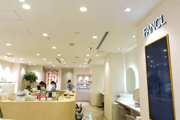 ファンケルショップの最上階に木の和空間!?　心と身体をいたわるアフタヌーンティーをいただいてきた