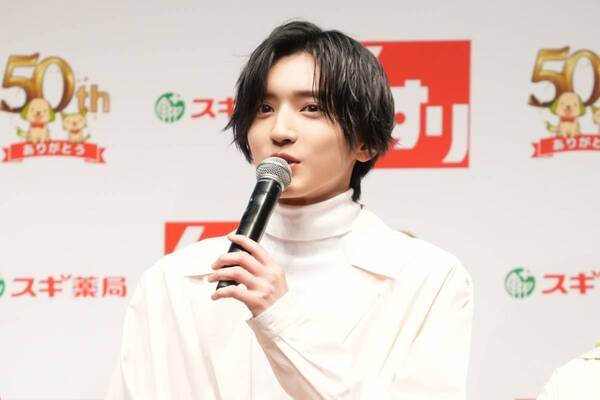 なにわ男子がスギ薬局の50周年のアンバサダーに！　道枝駿佑「自分史上一番の食費」をメンバーにお支払い!?