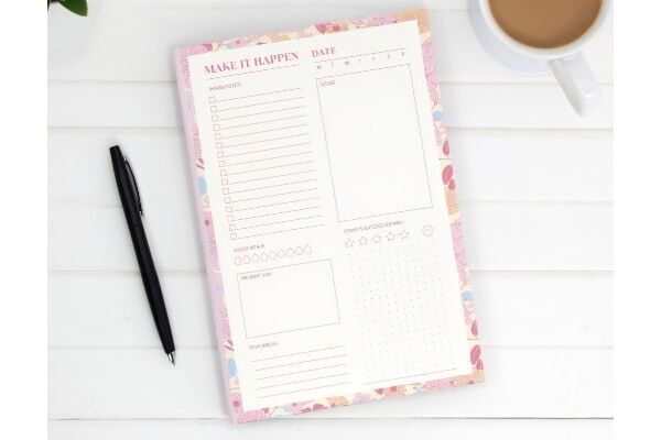 「ジャーナリング」って知ってる？　フライングタイガー、セルフケアにもおすすめの春の文房具シリーズ新登場