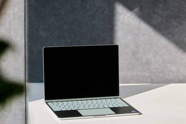 入社5年未満でPCをゼロから作るブランドマネージャーに。富士通クライアントコンピューティングの社内プロジェクトに抜擢された女性2人の挑戦