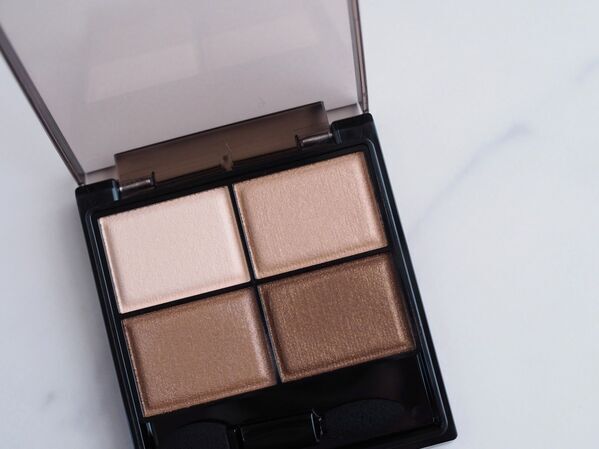 満を持してリニューアル！　発売から11年、エクセルの「スキニーリッチシャドウ」が愛されるワケ