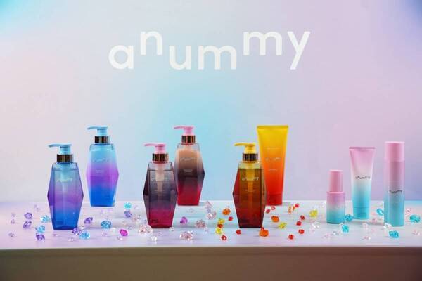 松村北斗がヘアケアブランド「anummy」のアンバサダーに就任！　パーマ髪のケアルーティーンを明かす