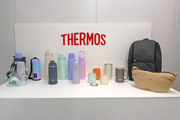 新生活＆暑さ対策におすすめ！　働く女性向け、サーモスの「まるごと保冷するバッグ＆おしゃれカラーボトル」