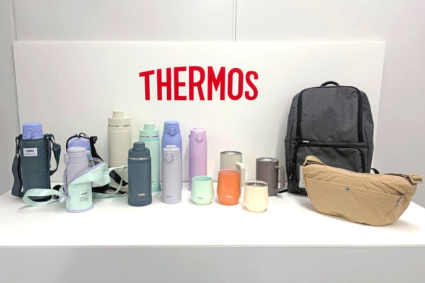 新生活＆暑さ対策におすすめ！　働く女性向け、サーモスの「まるごと保冷するバッグ＆おしゃれカラーボトル」