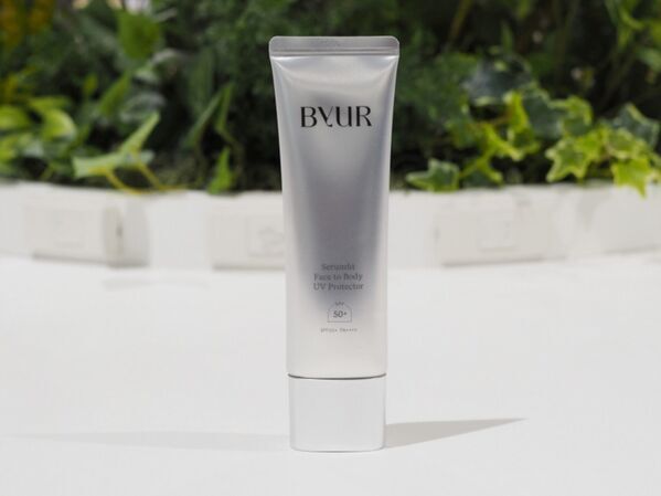 【2026年新作UVまとめ】コスメオタク二人が使いたい日やけ止めを一挙公開！