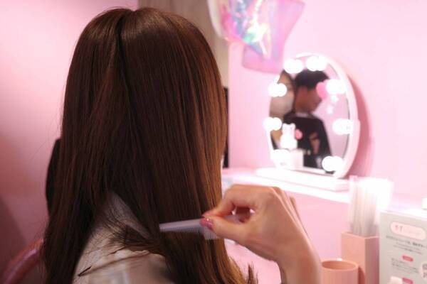 本命さらさらストレートヘアを“固めずに”キープ！　ケープからストレートヘア用スプレーが登場