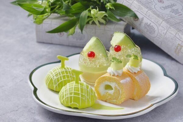 淡いグリーンが春っぽくてかわいい！　グランドニッコー東京 台場、マスクメロンをふんだんに使用したアフタヌーンティーセット登場