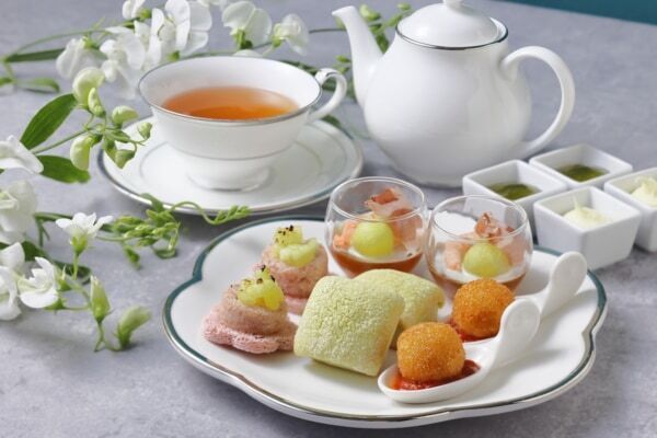 淡いグリーンが春っぽくてかわいい！　グランドニッコー東京 台場、マスクメロンをふんだんに使用したアフタヌーンティーセット登場