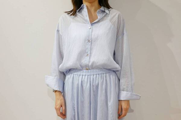 トレンドも着心地も妥協しない。PLST春夏新作で作るきれいめ通勤コーデ4選