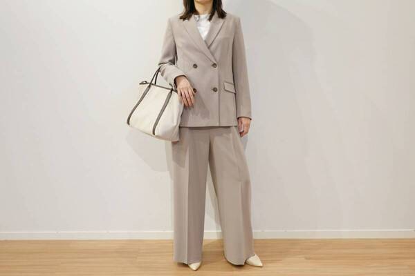 トレンドも着心地も妥協しない。PLST春夏新作で作るきれいめ通勤コーデ4選