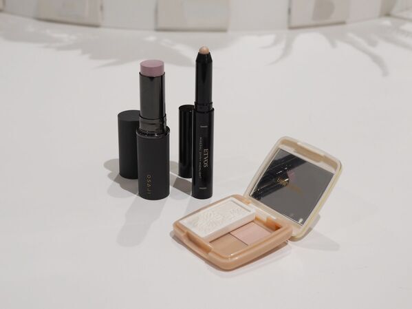 2026年の春コスメはどれを買う？　コスメオタク二人が大注目の春新作リップ&フェイスカラー31選