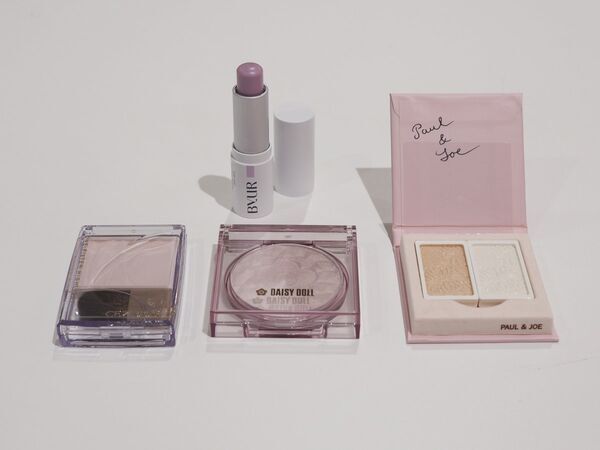 2026年の春コスメはどれを買う？　コスメオタク二人が大注目の春新作リップ&フェイスカラー31選