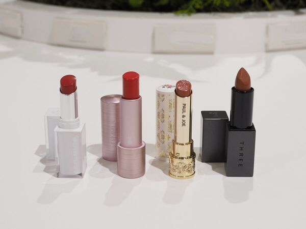 2026年の春コスメはどれを買う？　コスメオタク二人が大注目の春新作リップ&フェイスカラー31選