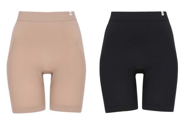 やわらかな素材感とからだに寄り添うフィット感。「AMPHI」×「ETRE TOKYO」コラボのコレクションが登場