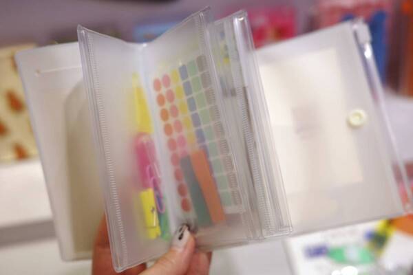 レトロな雰囲気漂うシールからアイデア文具まで！　ロフト「文フェス2026SPRING」注目12アイテム