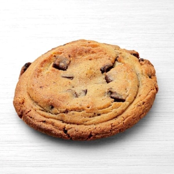 果実感がすごい。セブンカフェ ベーカリーに「お店で焼いた アップルパイ」が順次登場