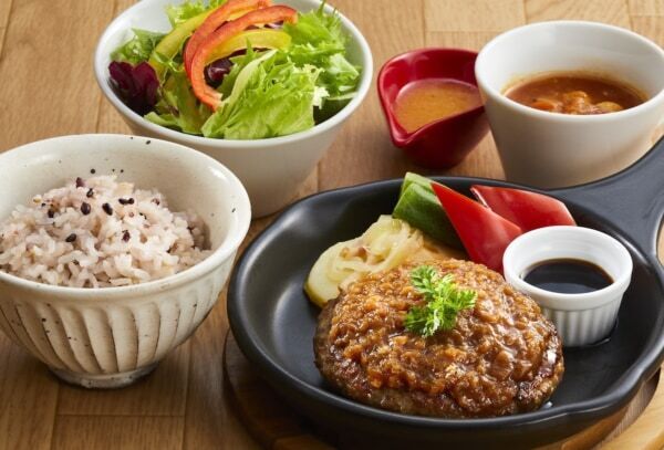 別府市に初出店。2026年3月17日「並木街珈琲 大分別府店」グランドオープン