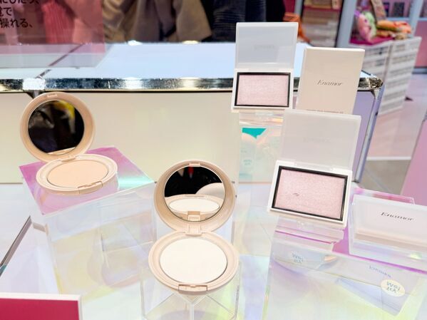 プラザのバイヤーがおすすめする春夏コスメ14選！　展示会で見つけた注目アイテムは？