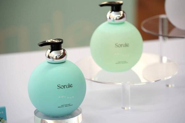 JO1がSorule新CM発表会に登壇！　メンバー1番の“やわらか髪”は白岩瑠姫