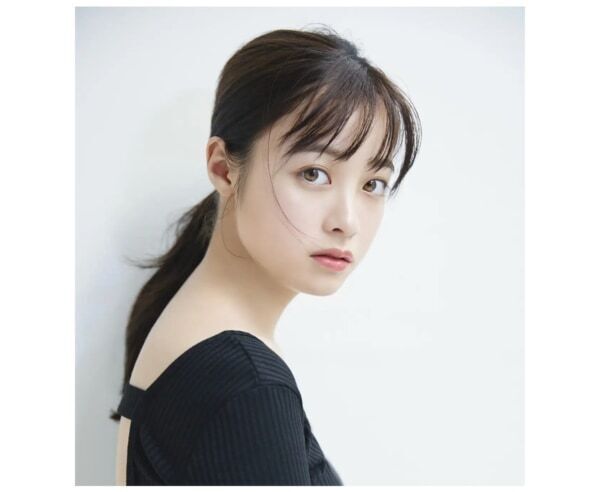 咲き誇る大輪の花から橋本環奈が登場！　美髪に注目の「サロンスタイル ビオリス」新TVCMが公開