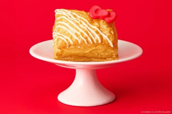 10周年記念。RINGO×ハローキティのコラボ第2弾にバッグやポーチの限定セットが登場