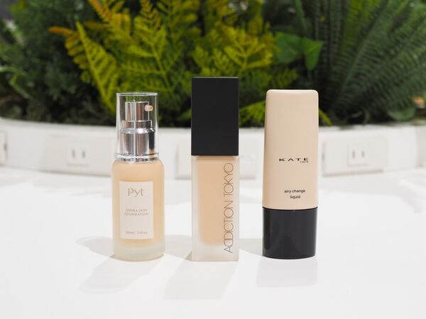 【春の新作ファンデーション20選】コスメオタク二人が厳選。2026年春は軽やか肌になりたい！