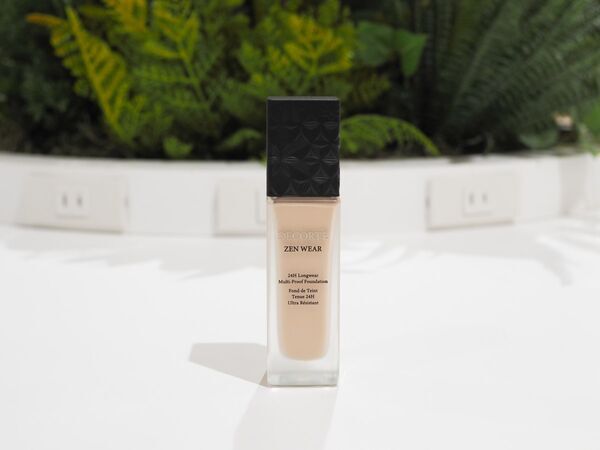 【春の新作ファンデーション20選】コスメオタク二人が厳選。2026年春は軽やか肌になりたい！