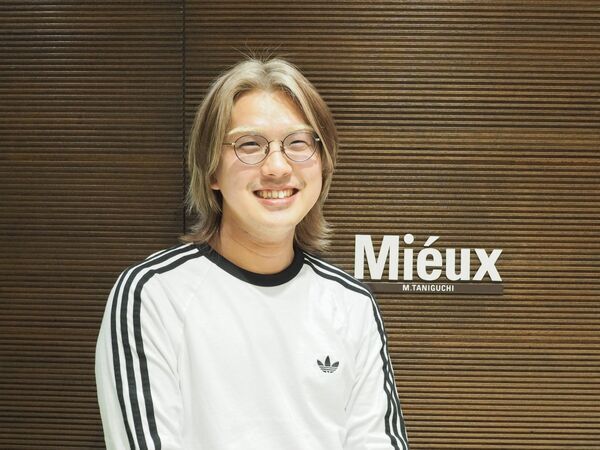 春は透明感を高めたい！　即、垢抜けをかなえる今っぽヘアカラー選びのコツ