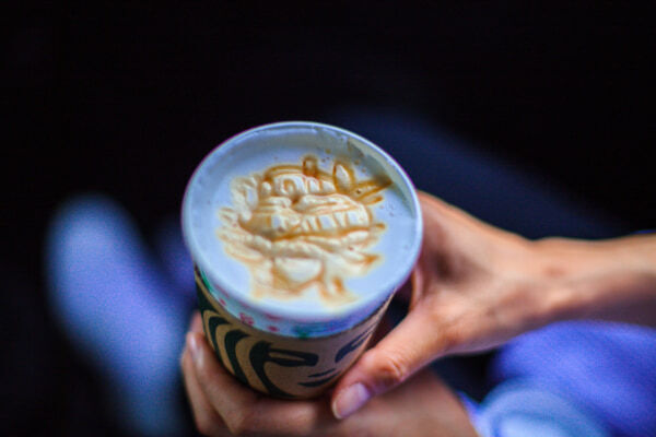 【スタバ裏技】無料カスタム＆おかわりなどお得に楽しむ方法7選