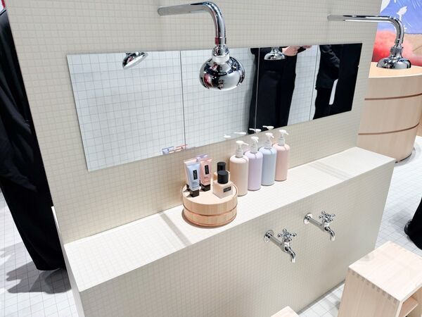 シュウ ウエムラ旗艦店で“整い体験”!?　銭湯を完全再現したポップアップイベントをレポート