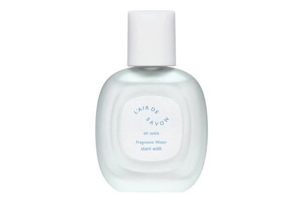 ひと吹きでひんやり。クール成分配合の「アイスフレグランスウォーター」発売