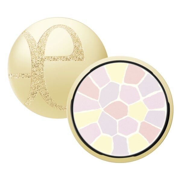 真珠のツヤ肌、誕生。ひと塗りでトーンアップするエレガンス「ラ プードル」に新色登場