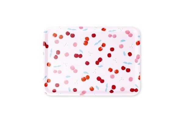 いちごモチーフがかわいい。フライングタイガー「ベリーシリーズ」の新着ピクニックアイテム