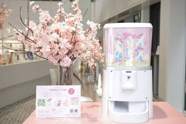 桜杏仁風味の限定ドリンクも！　オルビス表参道旗艦店で桜×アートイベント第二弾開催中