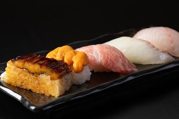 【京都】職人が握る、1皿1,200円のお任せ寿司！　大丸京都店のデパ地下に「淡路島から来たお寿司屋さん 淡兵衛」オープン