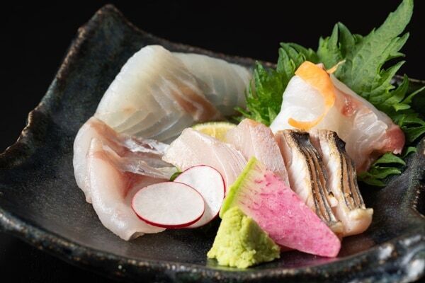 【京都】職人が握る、1皿1,200円のお任せ寿司！　大丸京都店のデパ地下に「淡路島から来たお寿司屋さん 淡兵衛」オープン