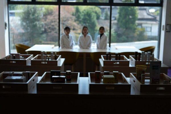 【国内初】佐賀・嬉野温泉の旅館に薬局が誕生！　1300年の湯治文化をアップデートした「体調・睡眠・食」まで整える滞在を提供