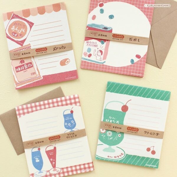 【キャンドゥ】レトロでかわいい！　懐かしいお菓子モチーフの「古川紙工デザイン」文房具を発売